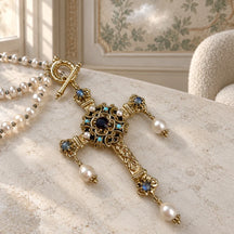 Collana Castel con croce e perle