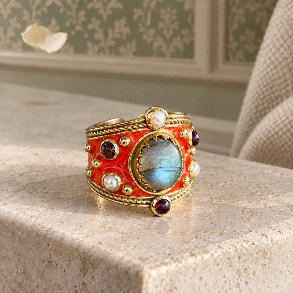 Anello Alhambra con smalto Arancio e Labradorite