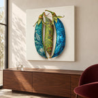 Baccelli su tela appeso sopra una credenza in noce, in una sala con una sedia bordeaux.