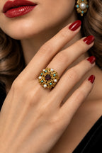 D’Este — anello regolabile con pietre e perle di fiume