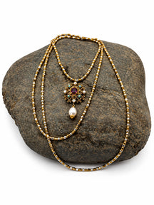 Collana lunga Isabella con pendente decorato